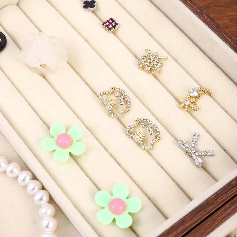 Coffre en bois boîte à bijoux – Raffinement artisanal